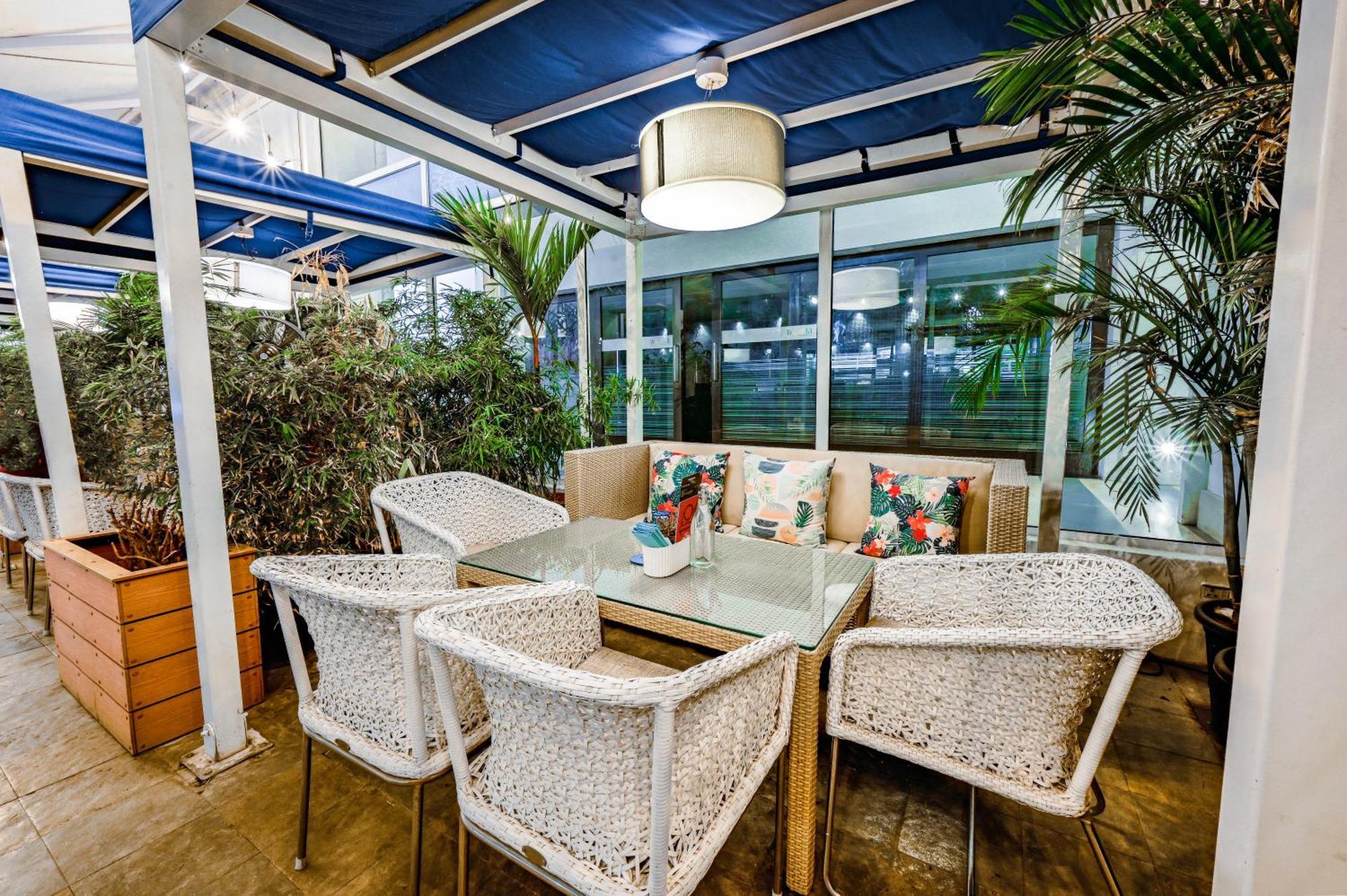The Park Bangalore, Mg Road מראה חיצוני תמונה The interior of the restaurant