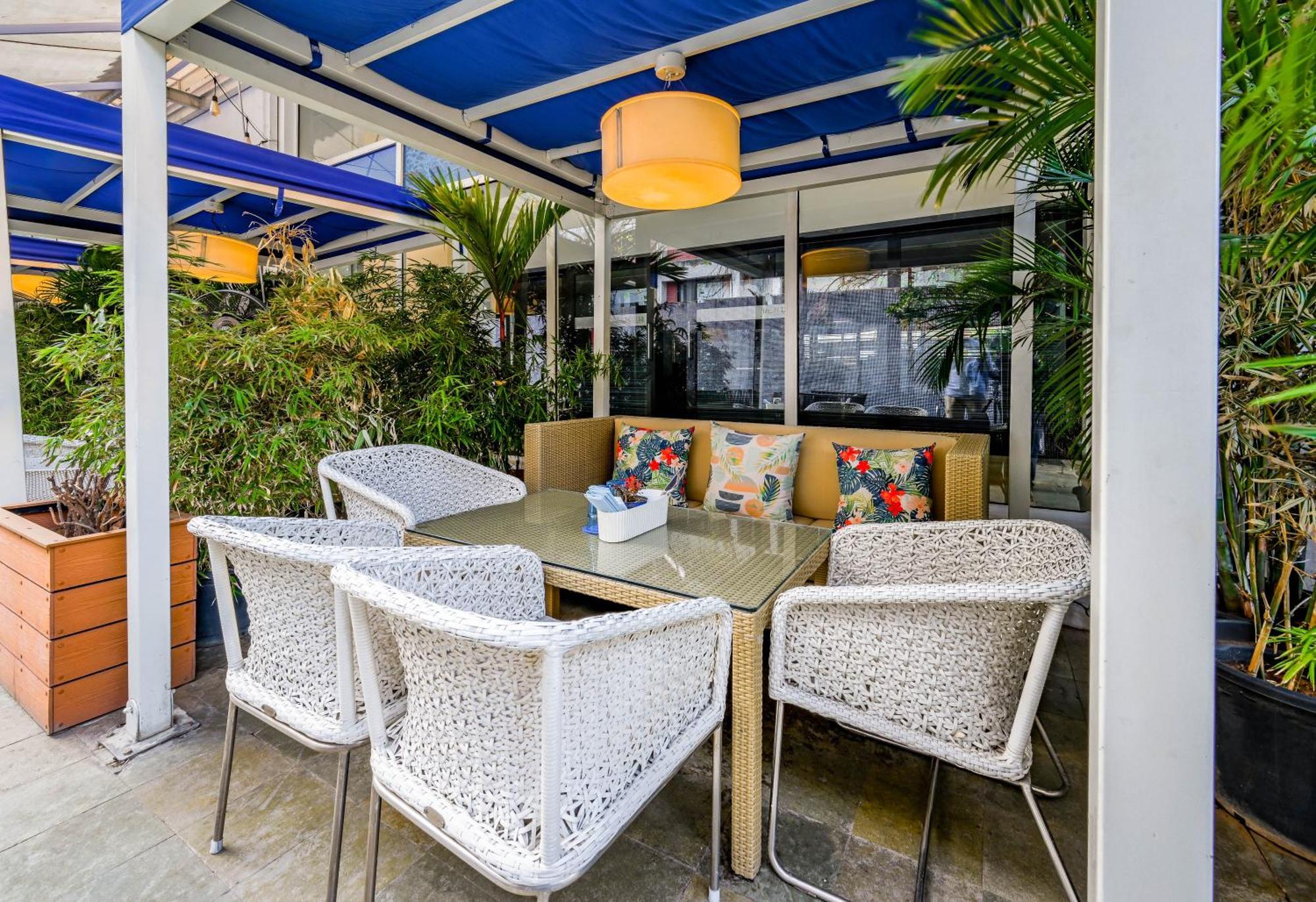 The Park Bangalore, Mg Road מראה חיצוני תמונה The Terrace at The Standard East Village