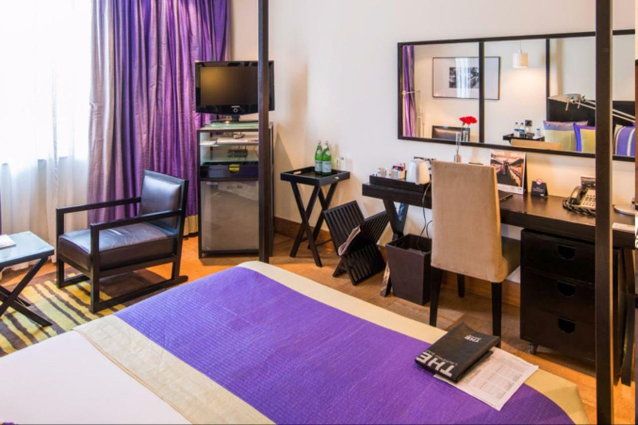 The Park Bangalore, Mg Road מראה חיצוני תמונה A room at the hotel